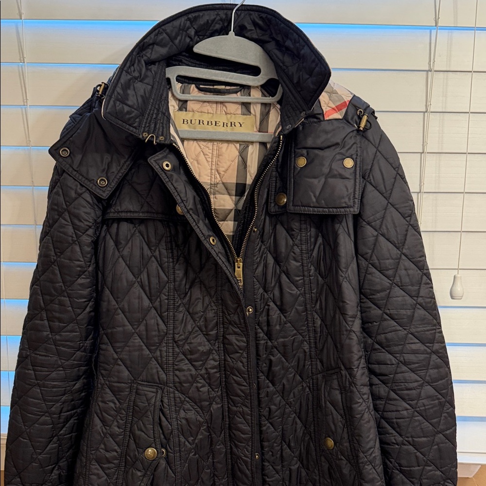 Burberry Black Quilted Puffer Coat